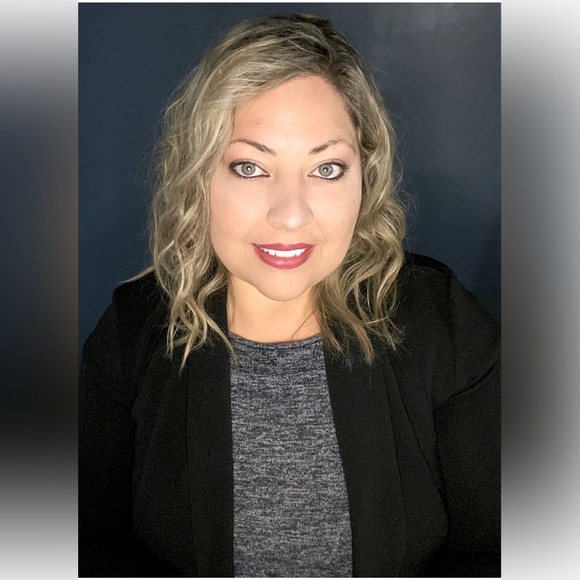 Meet your Posher, Autumn - Picture 1 of 1